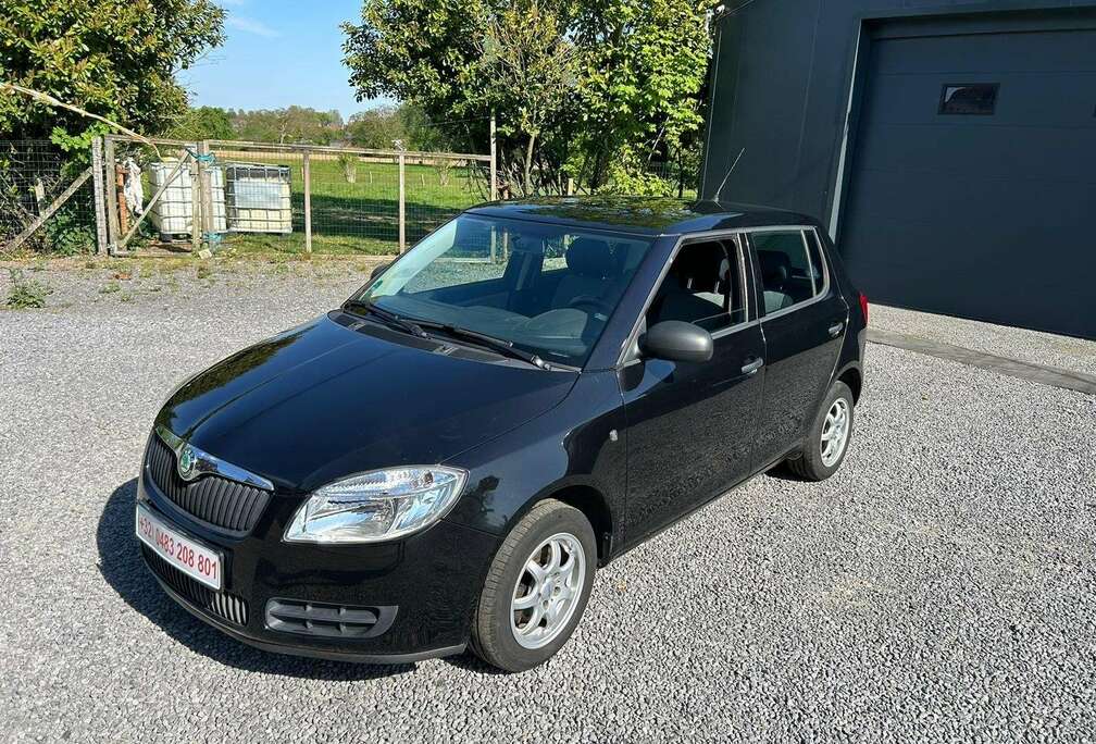 Skoda Skoda Fabia 1.2 Essence AIRCO CARPLAY