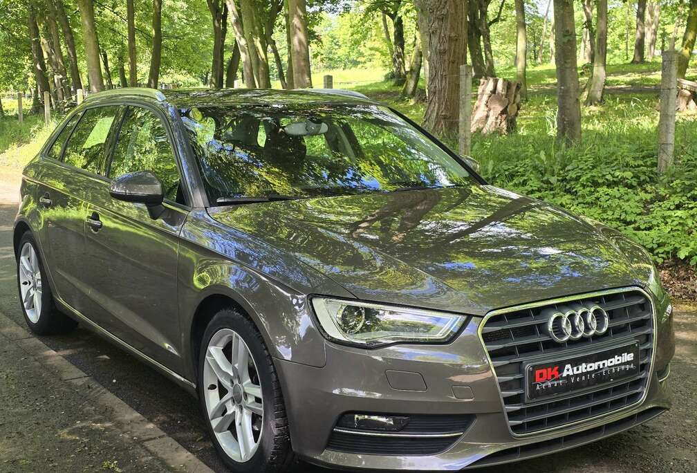 Audi Sportback 1.6TDi * Navi * Xenon * Garantie *