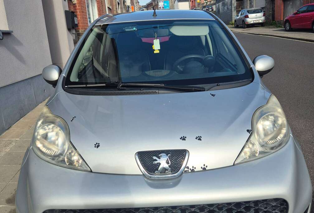 Peugeot 107 1.0i Urban Move