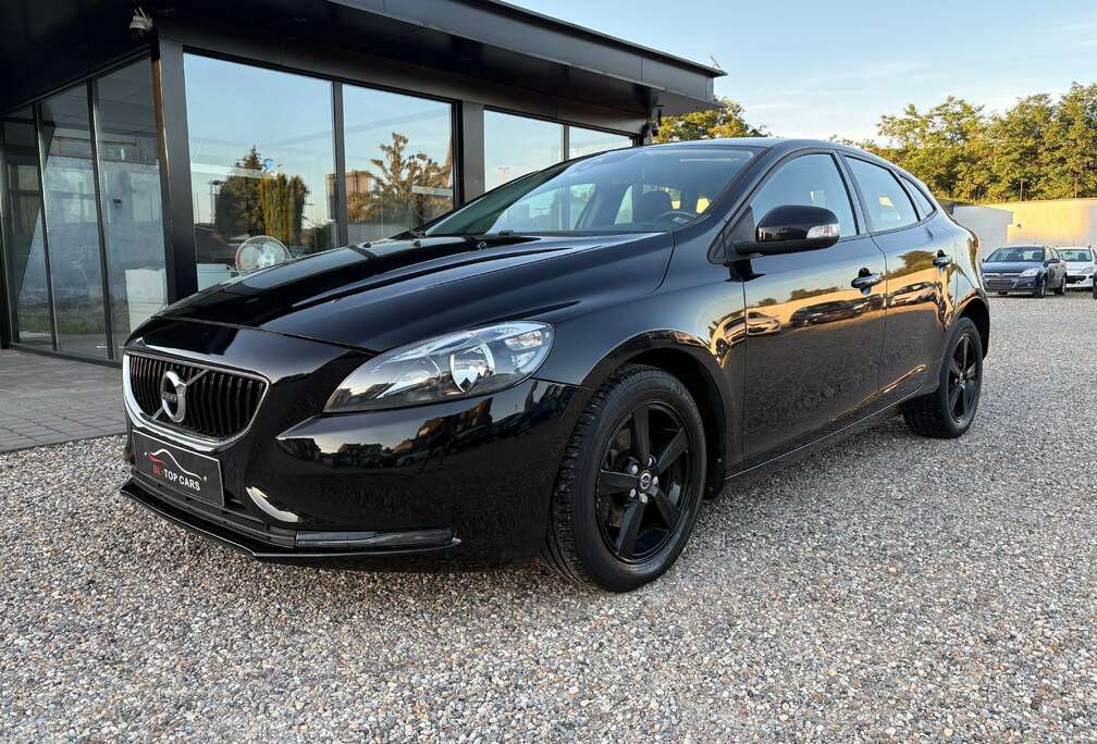 Volvo V40 2.0 D2 Black Edition AdBlue (EU6d-TEMP)