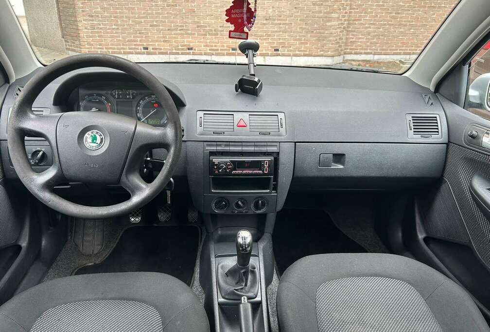 Skoda SW 1.2i Classic