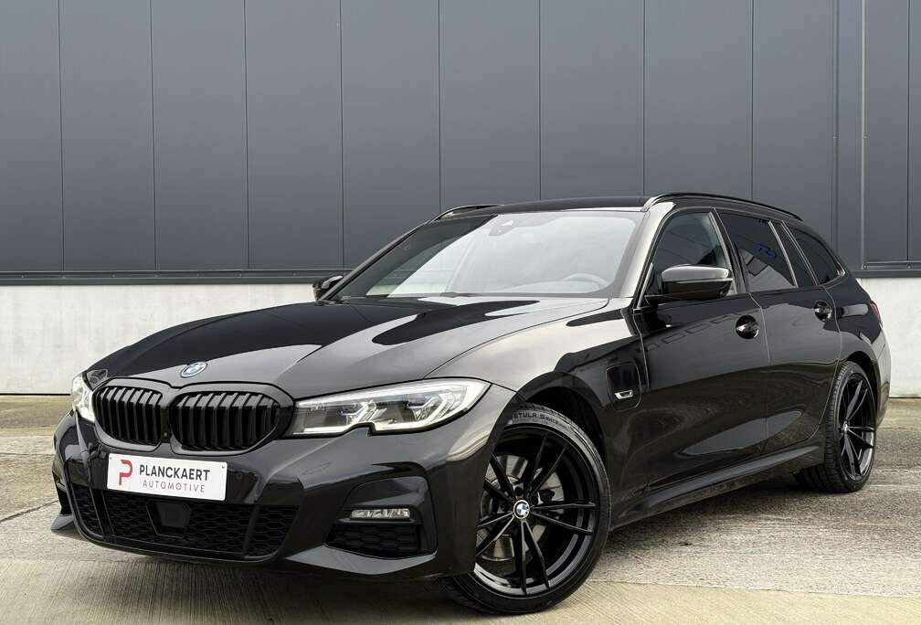 BMW Touring 320e PHEV * M Pack / 360 Camera / Carplay