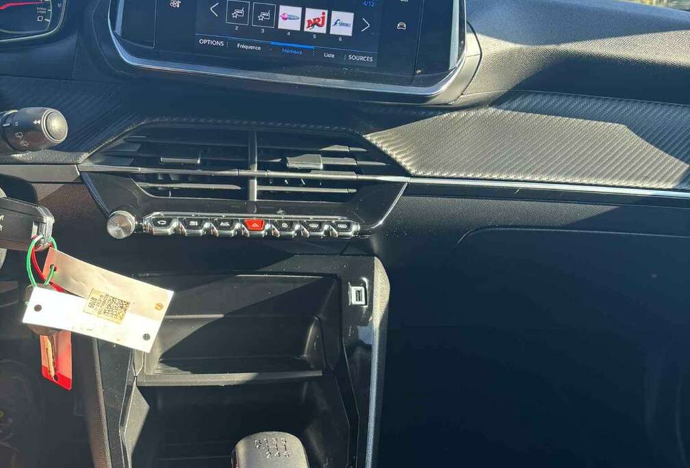 Peugeot 1.2 PureTech Allure S&S (EU6.4)