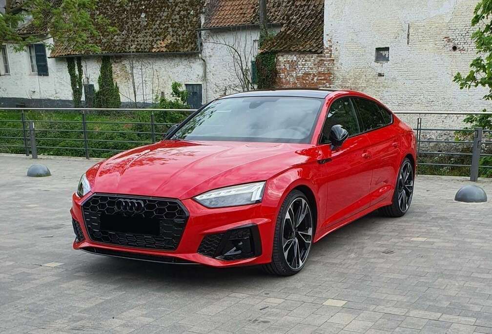 Audi Sportback 35 TFSI S-Line Compétition