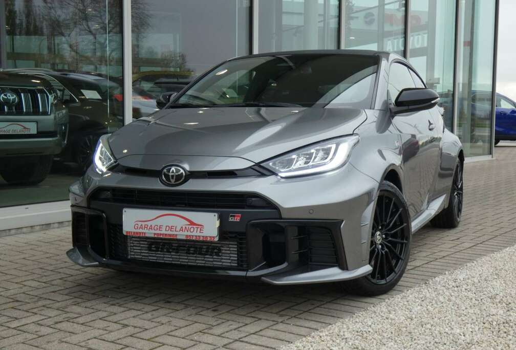 Toyota GR 280pk High Performance +Sperdiff +Premium pack