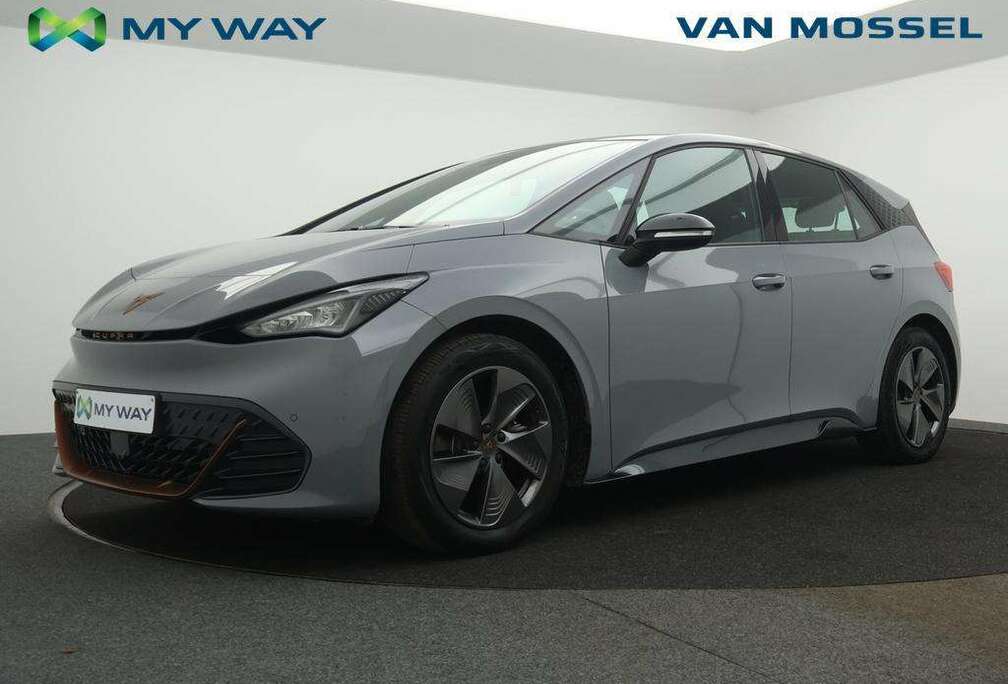 Born Business Edition 204PK *AUTOMAAT*SPORTZETELS*CAMERA*PDC*NAVI*ACC*VIRTUAL COCKPIT*...*