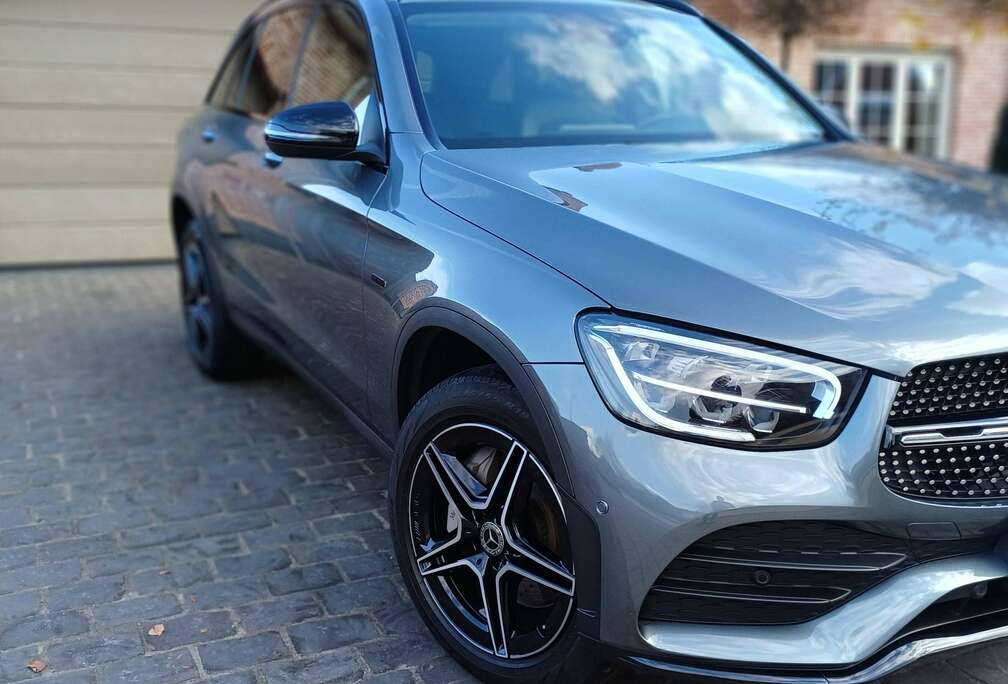 Mercedes-Benz GLC 300 e 4-Matic PHEV