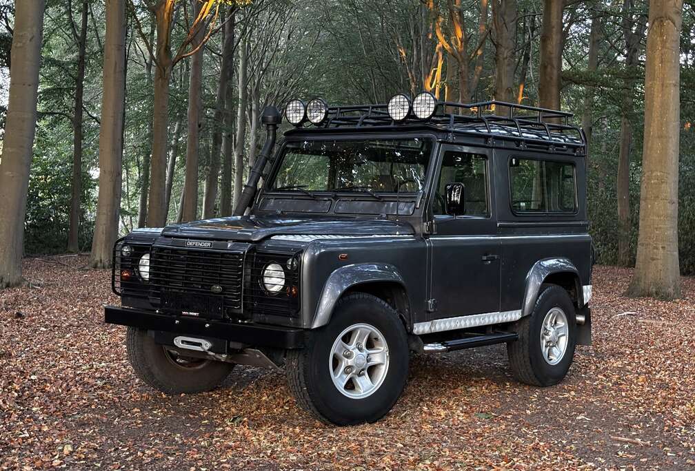 Land Rover 90 Station Wagon E