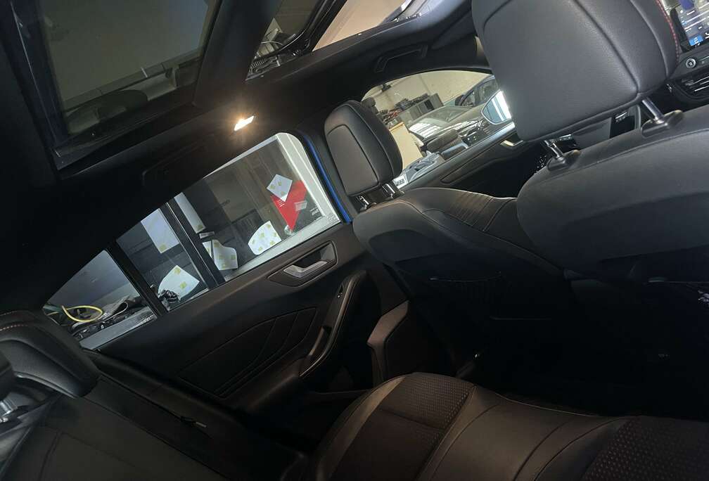 Ford 1.5 EcoBoost ST-Line Business