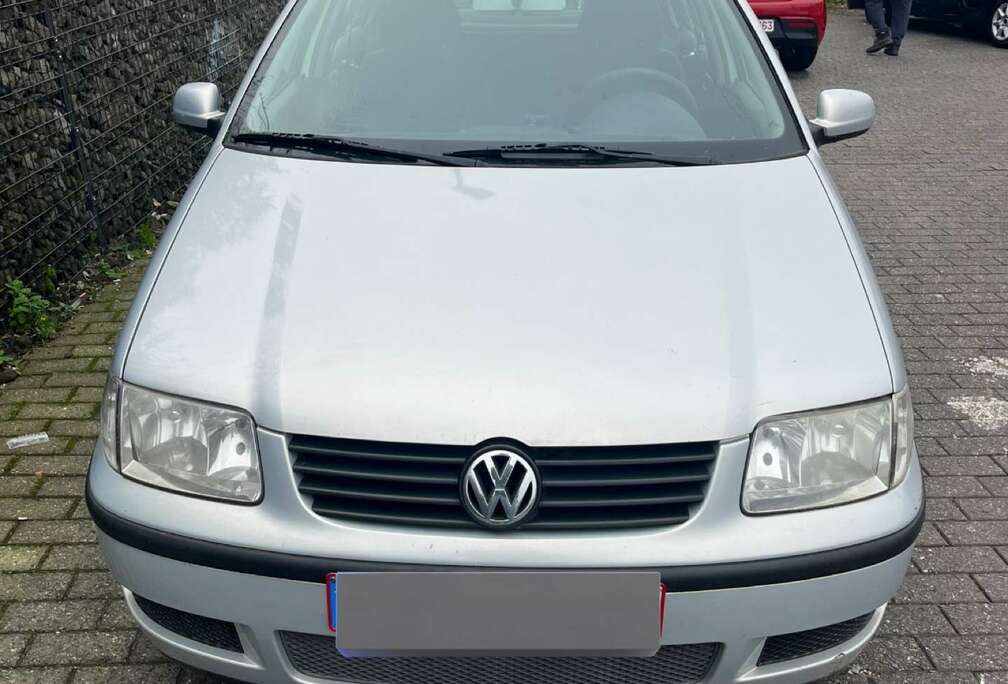 Volkswagen 1.4i avec Controle Technique de Vente