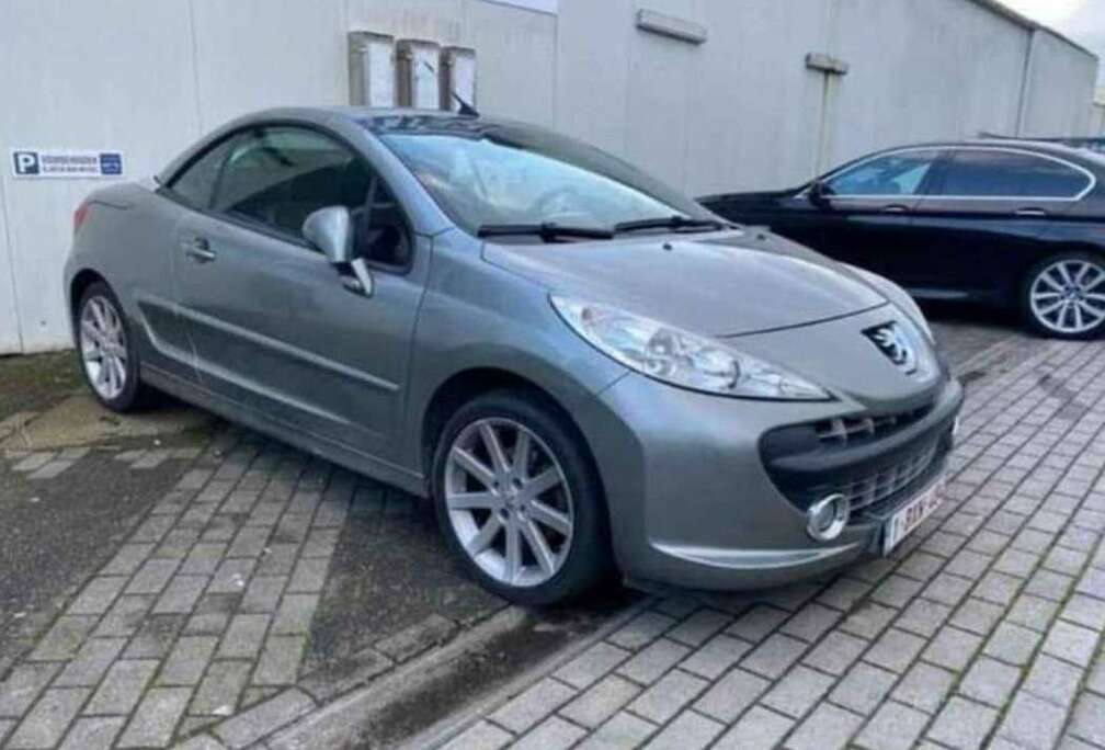 Peugeot 207CC 1.6 HDi 16V 110ch cabriolet