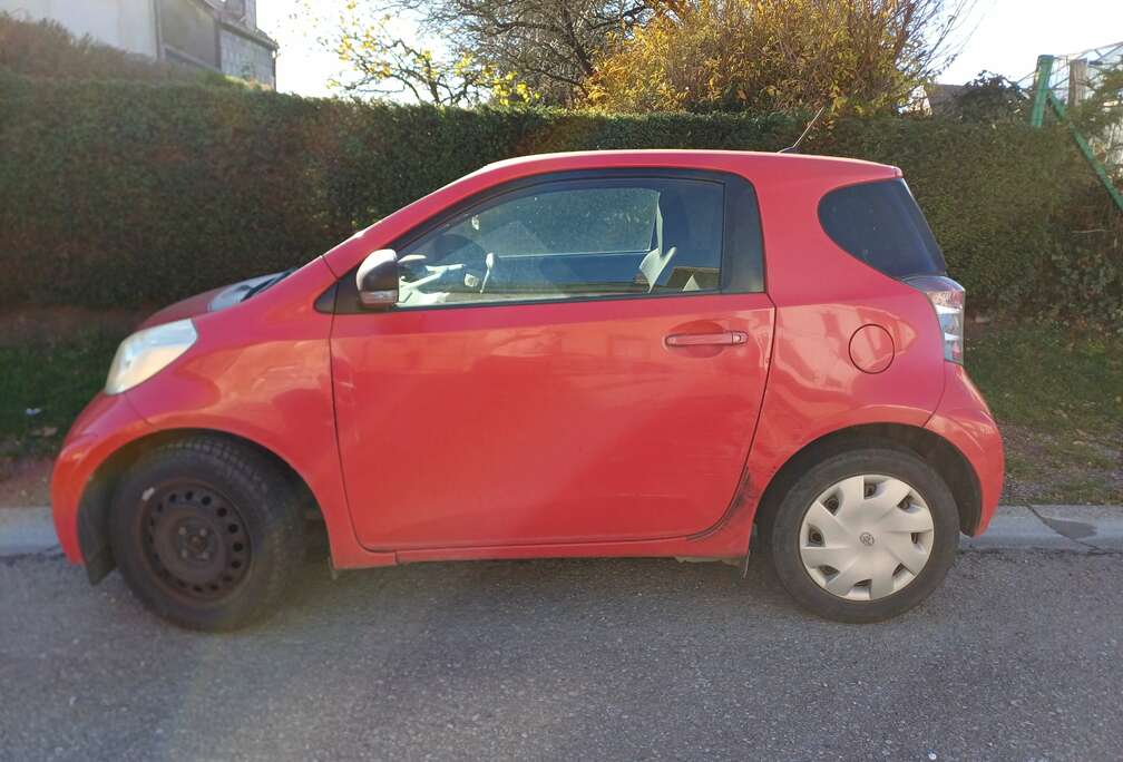 Toyota iQ 1.0i VVT-i Terra