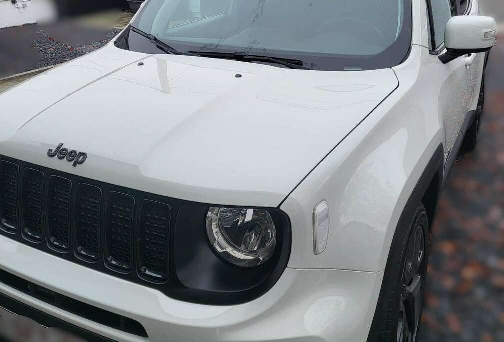 Jeep Renegade 1.3 T4 Black Star DDCT