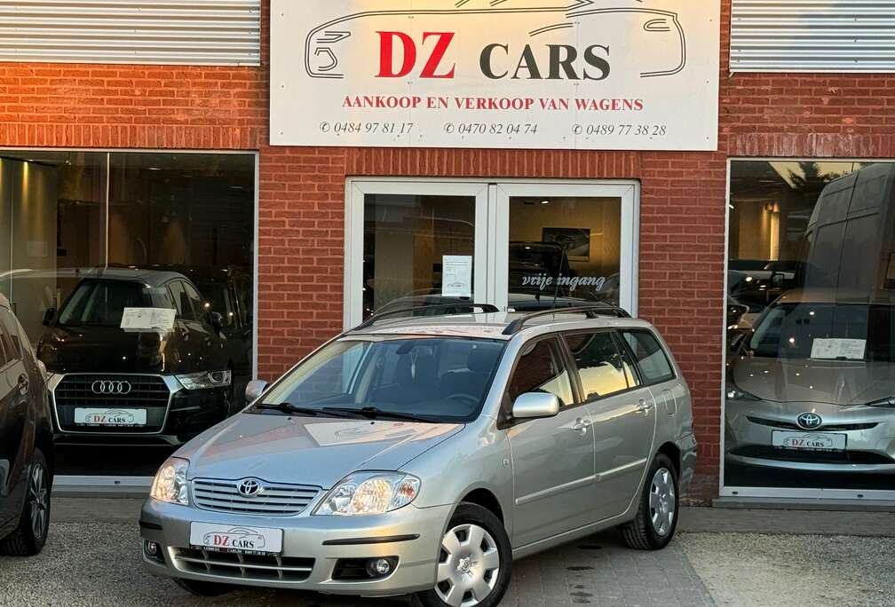 Toyota 1.4D 90PK DIGITALE AIRCO  RADIO CD  DAKDRAGERS
