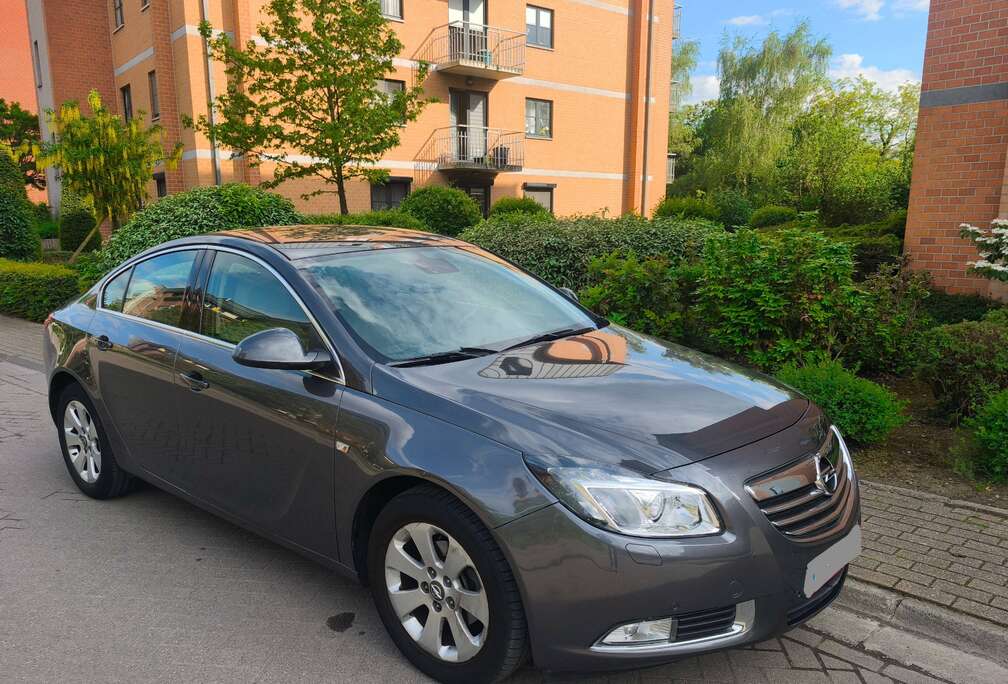 Opel Insignia 2.0 CDTi Cosmo DPF