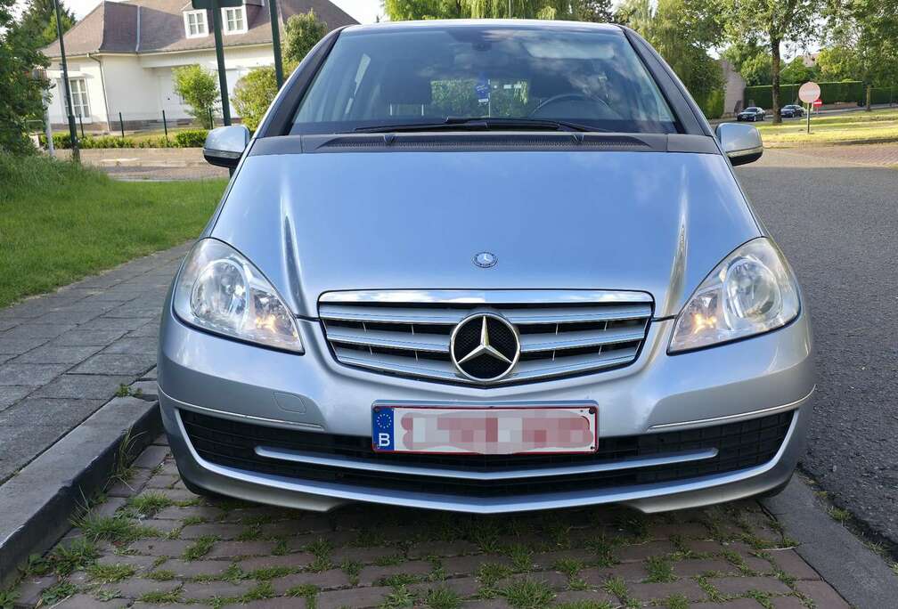 Mercedes-Benz BlueEFFICIENCY Elegance