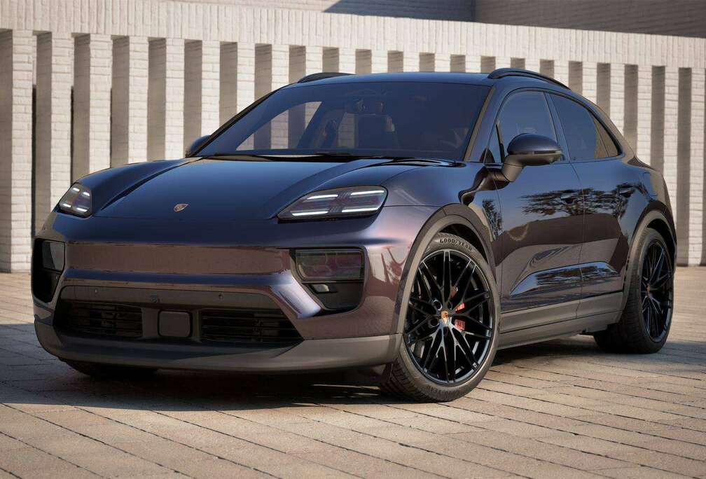 Porsche 4S 100KW/22\