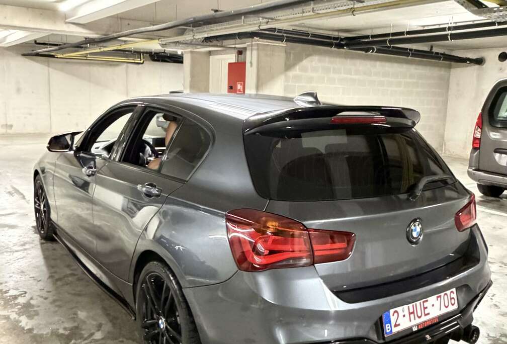 BMW BMW 120i M Pack Shadow Line  2018  120.000 km
