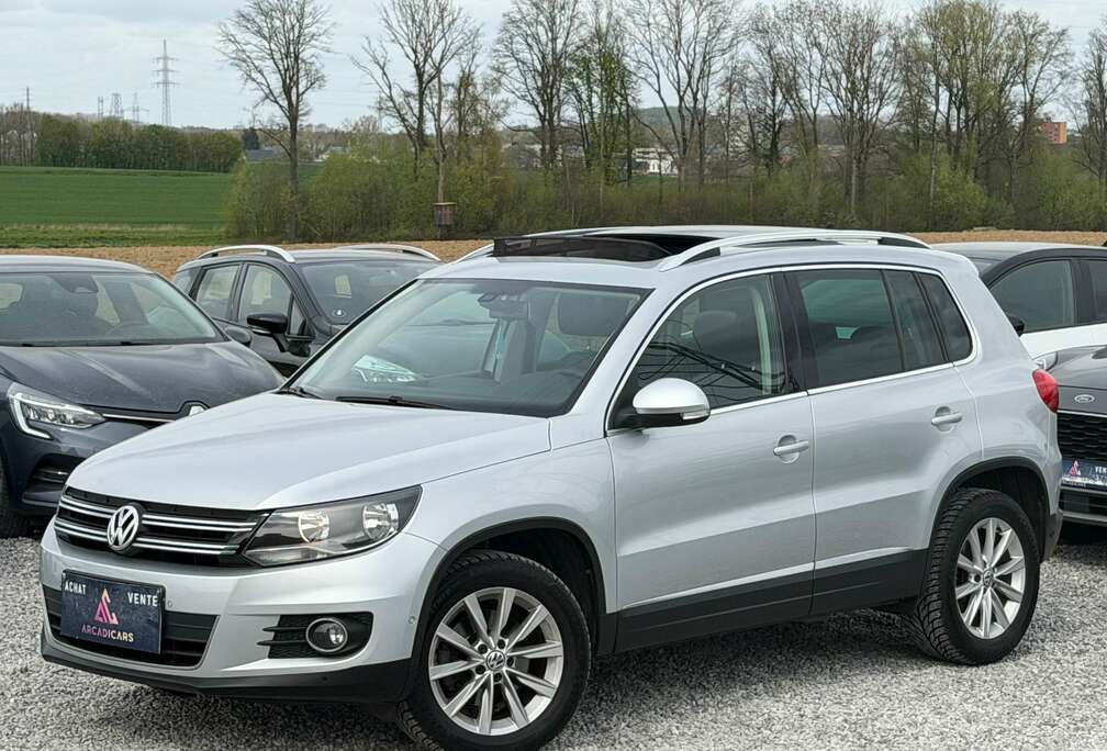 Volkswagen 2.0 TDI - Cruise control - Toit pano - Cuir - Navigation