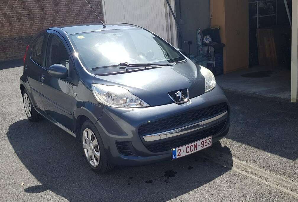 Peugeot 1.0i Urban Move