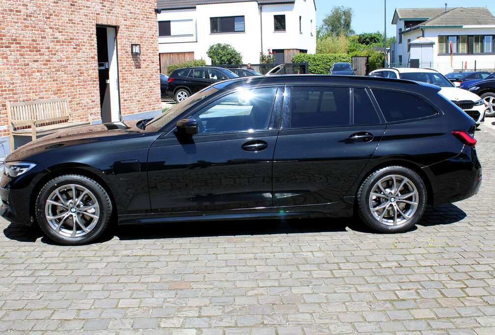 BMW e Touring Automaat PHEV Pano dak
