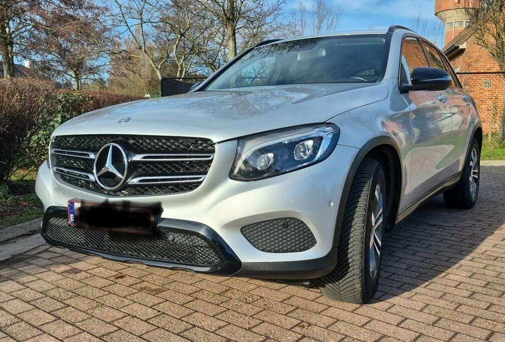 Mercedes-Benz d 4-Matic