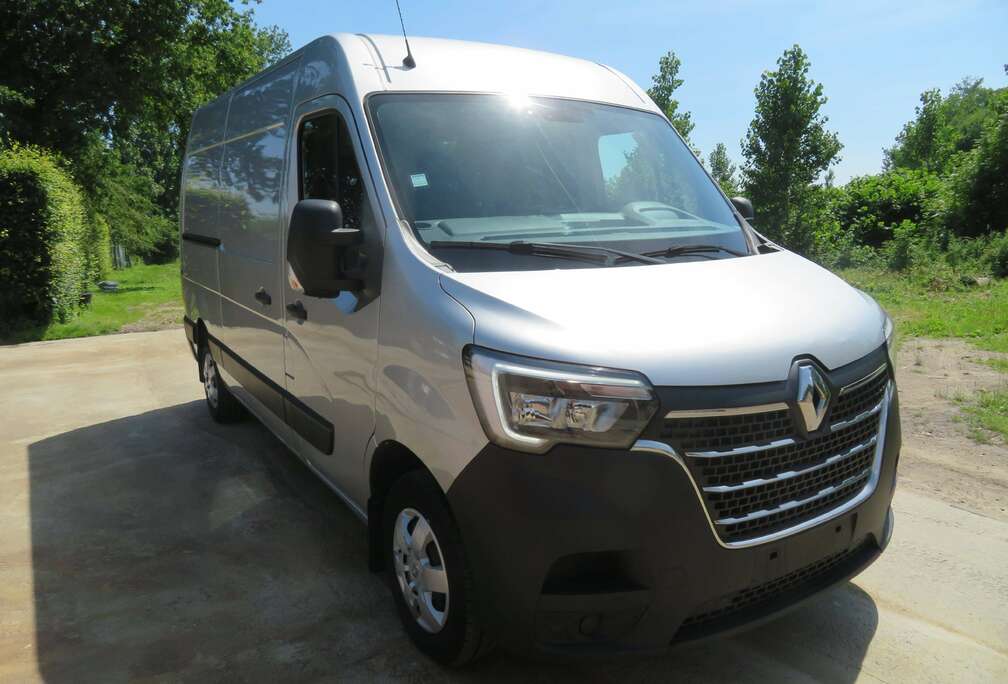 Renault 2.3dCi- L2H2