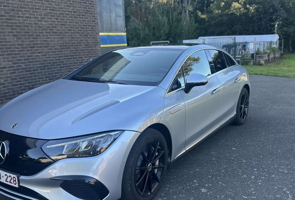 Mercedes-Benz 90.6 kWh Sport Edition