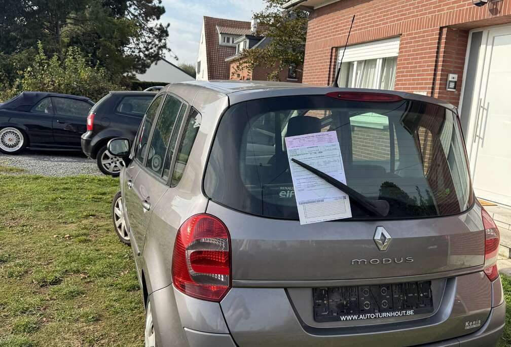 Renault 1.2i/PAPIER ROSE/2AN DE CT/AIRCO/99KM
