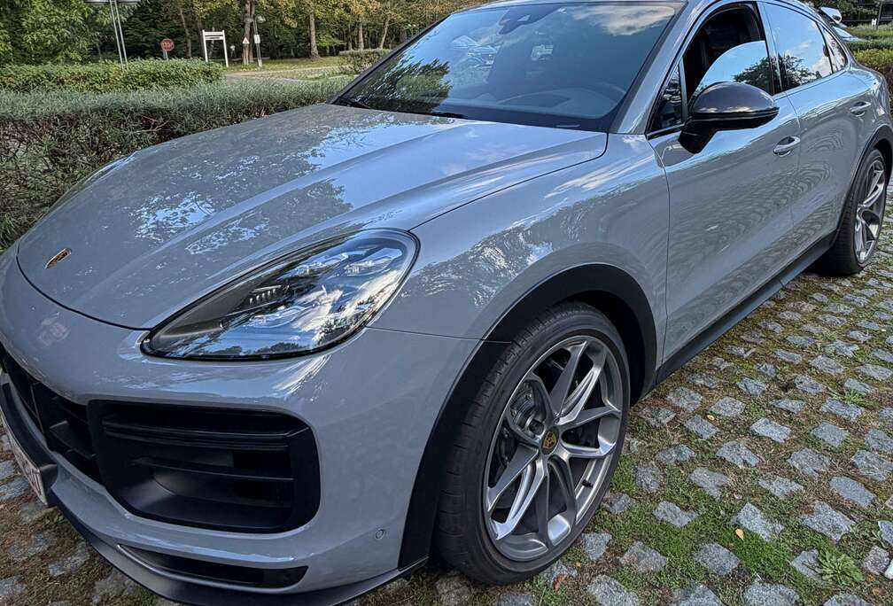 Porsche Cayenne 4.0 Bi-Turbo V8 GT