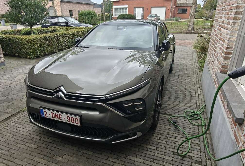 Citroen Hybrid 225 Start&Stopp e-EAT8 SHINE PACK