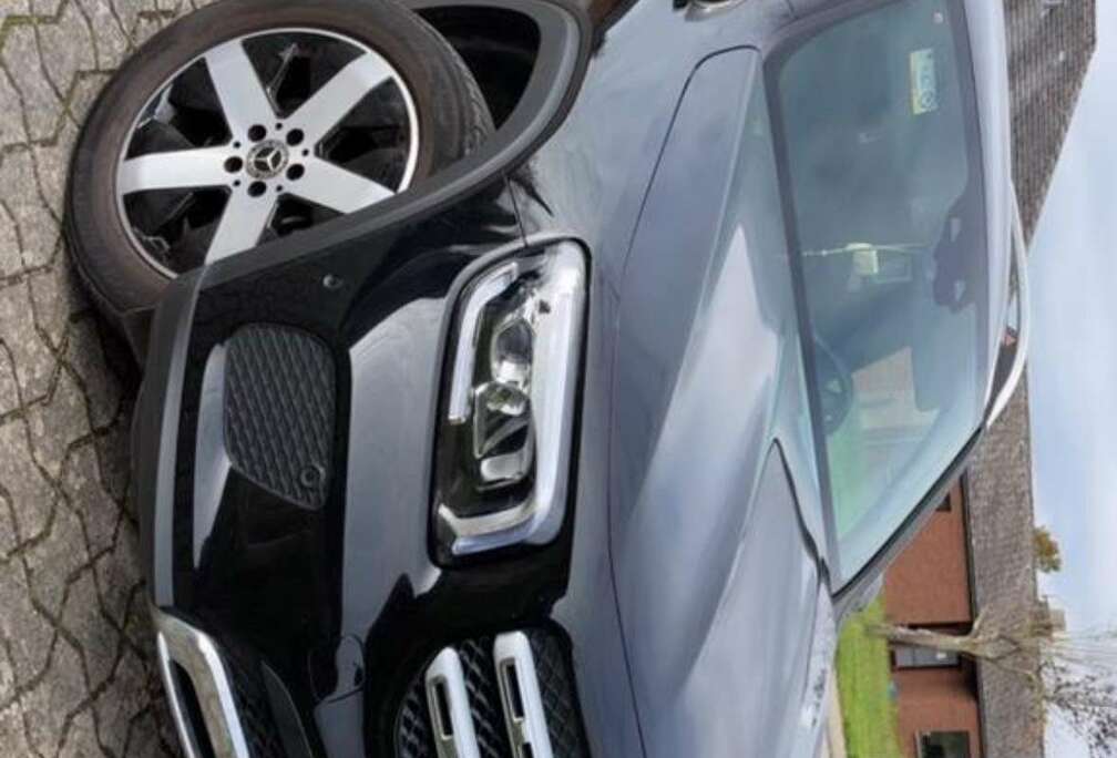 Mercedes-Benz MERCEDES GLB-180 d 7 places 2 litres diesel