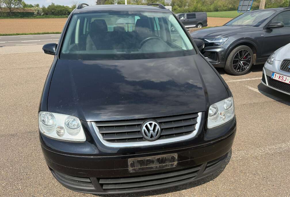 Volkswagen Touran 1.9 TDi Conceptline