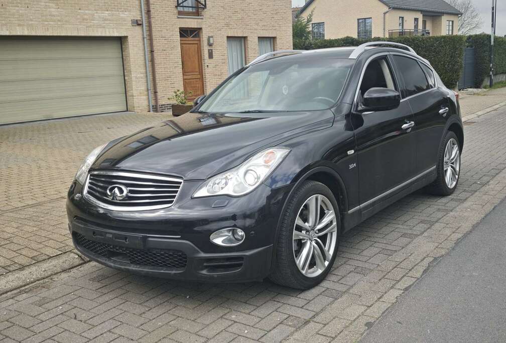Infiniti 3.0 D V6 GT UTILITAIRE