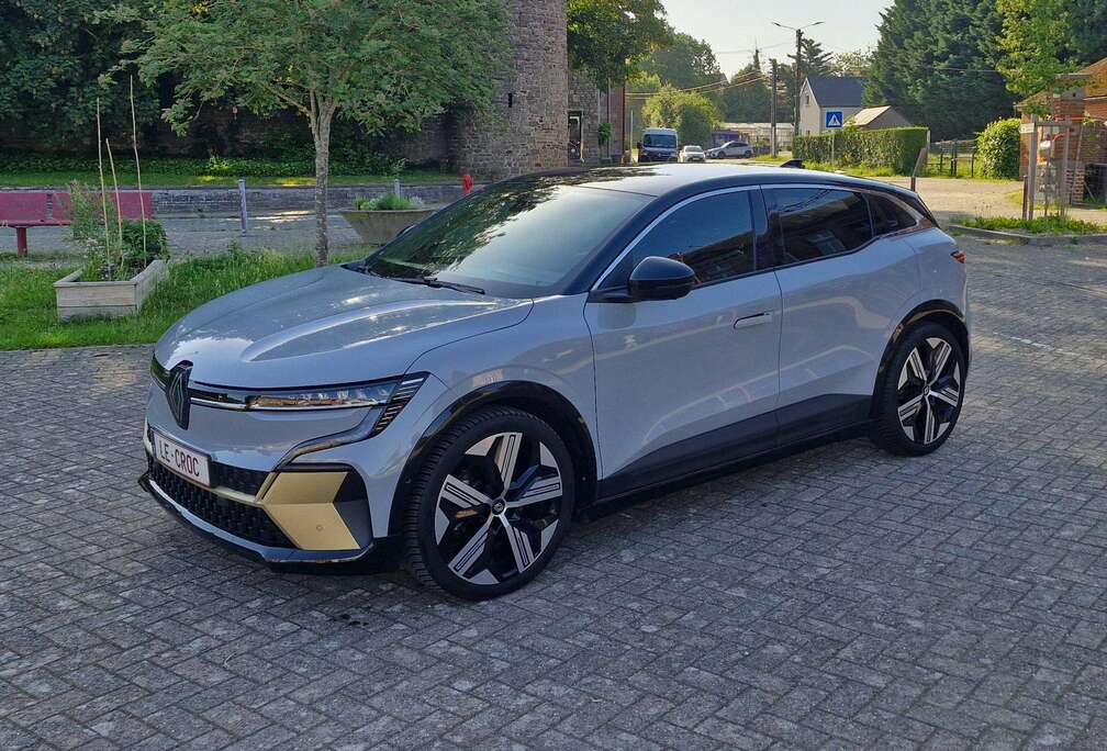 Renault e-Megane E-Tech 60 kWh Iconic R220 Optimum charge