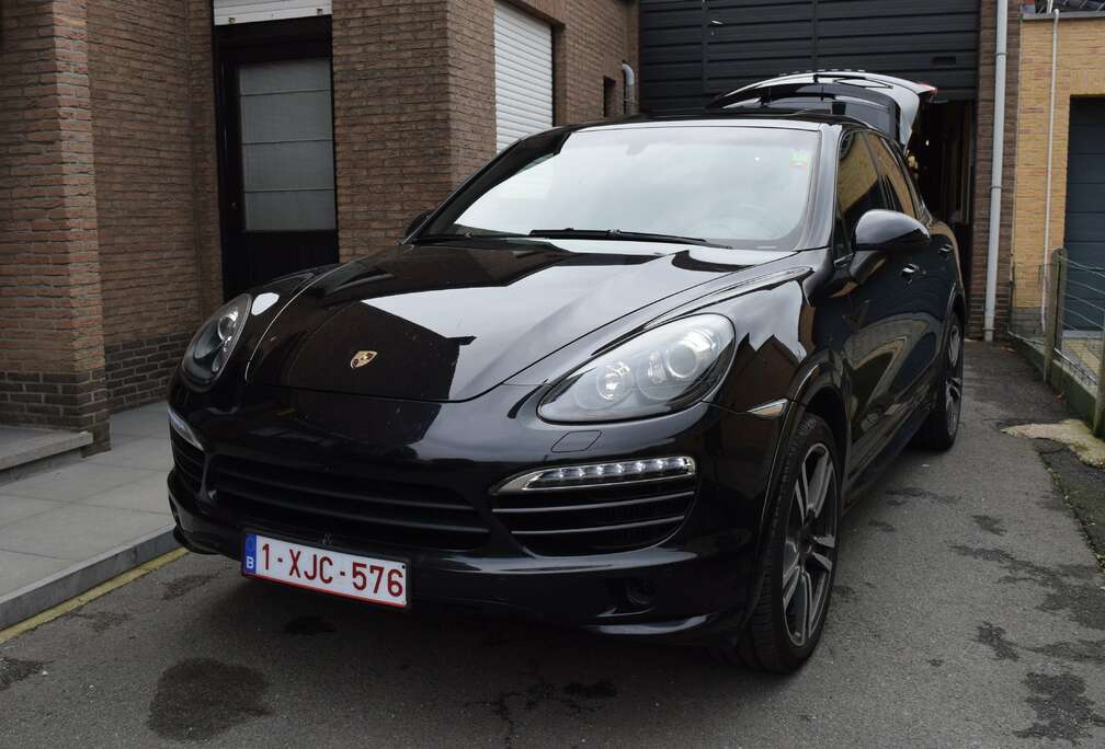 Porsche 3.0 D V6 Tiptronic S