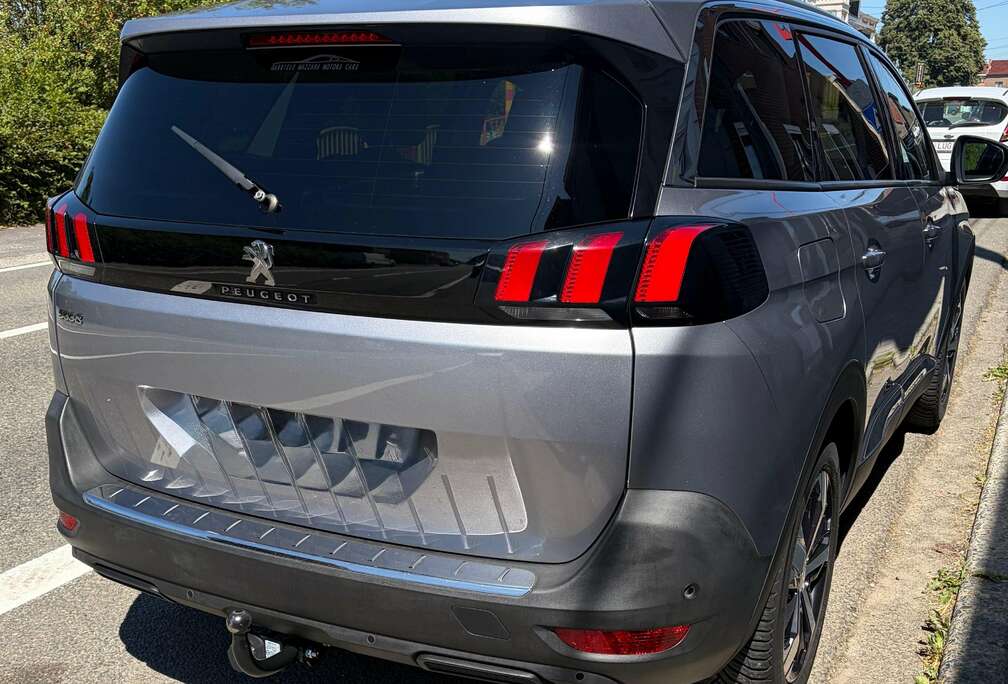 Peugeot 5008 1.5 BlueHDi Allure