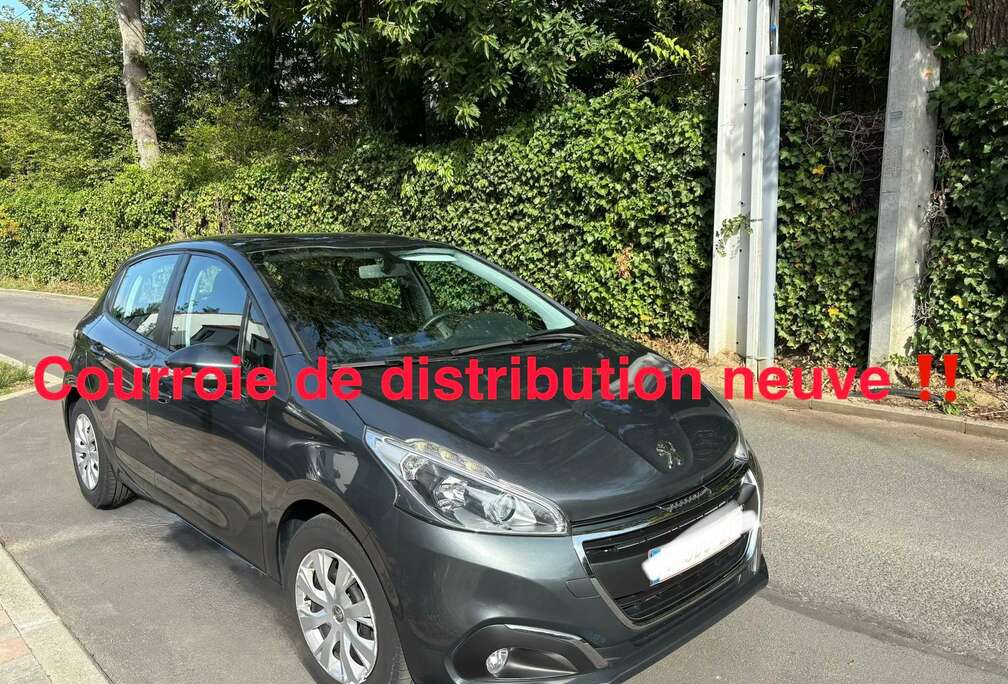 Peugeot 1.2 PureTech 82ch BVM5 Allure