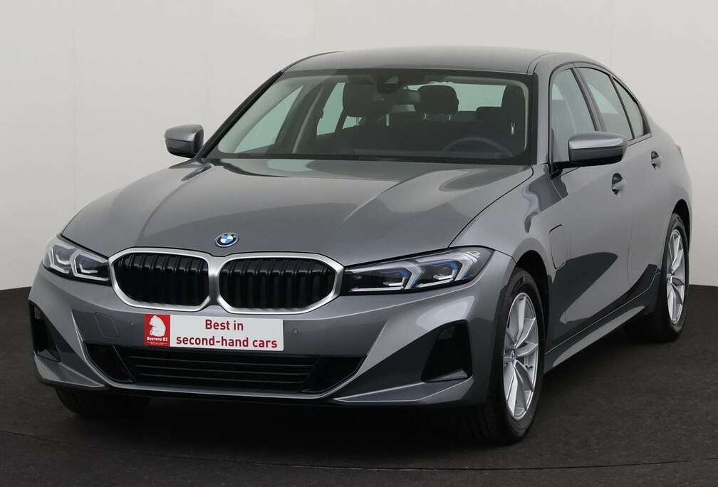 BMW e iA xDrive  PHEV + GPS + CARPLAY + CAMERA + PDC +