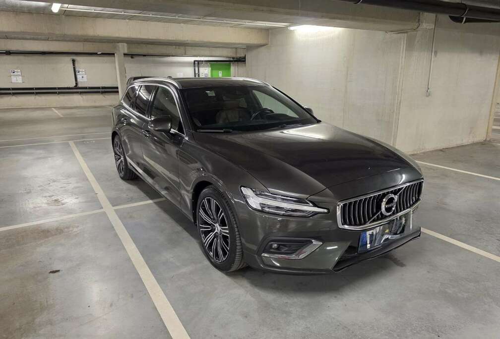Volvo 2.0 D4 Momentum Pro Polestar Eng. Gear.