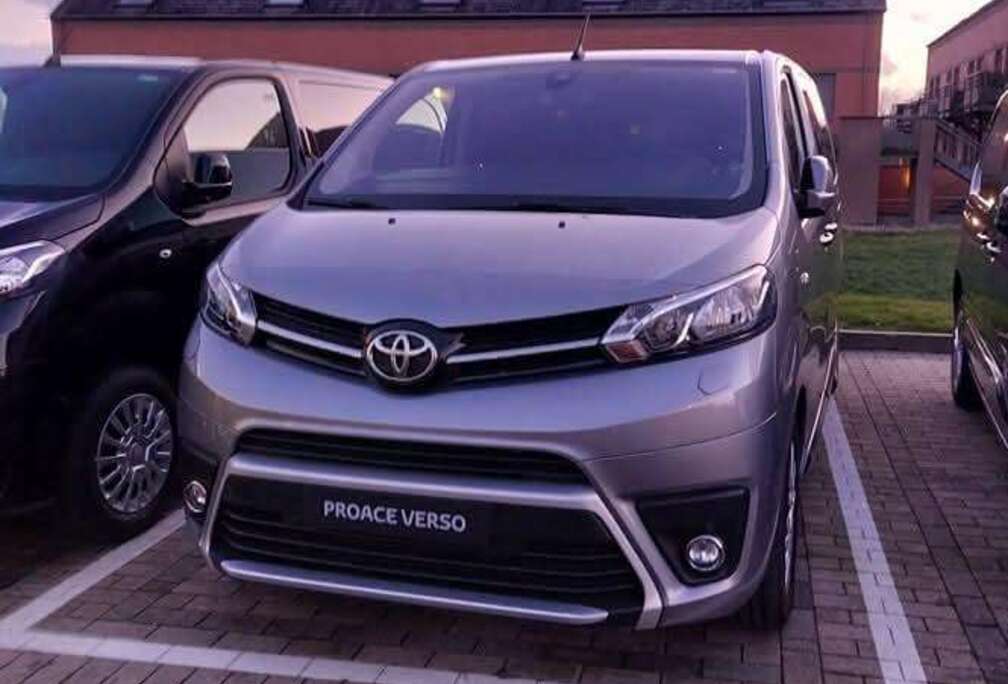 Toyota Proace Verso 1.5 D-4D Medium MPV S