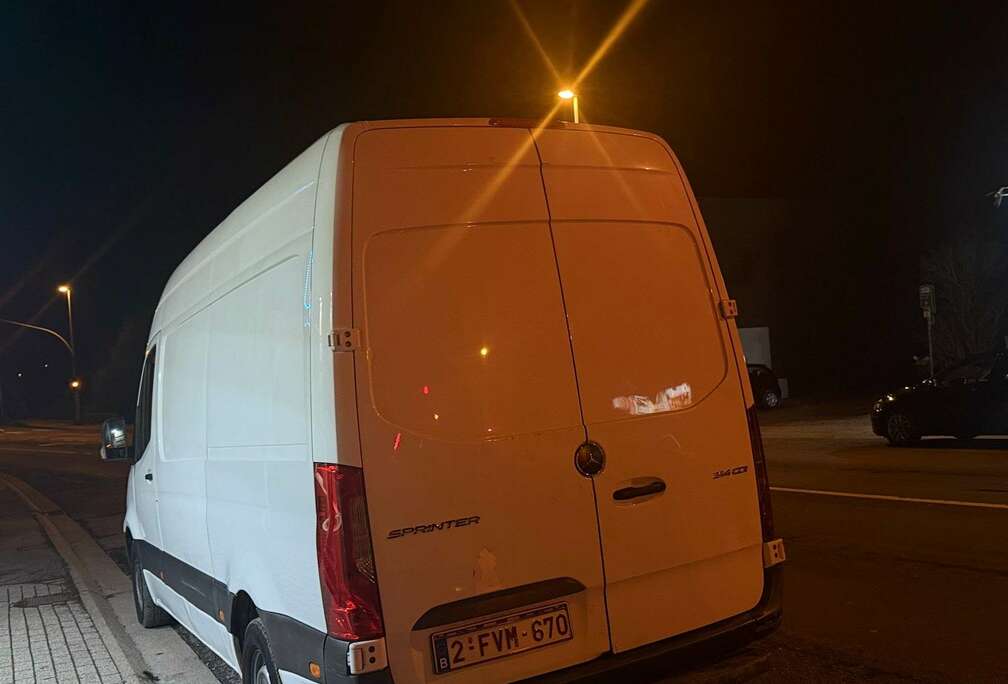 Mercedes-Benz CHASSIS DBLE CAB 314 CDI 37 4X2 3.5T