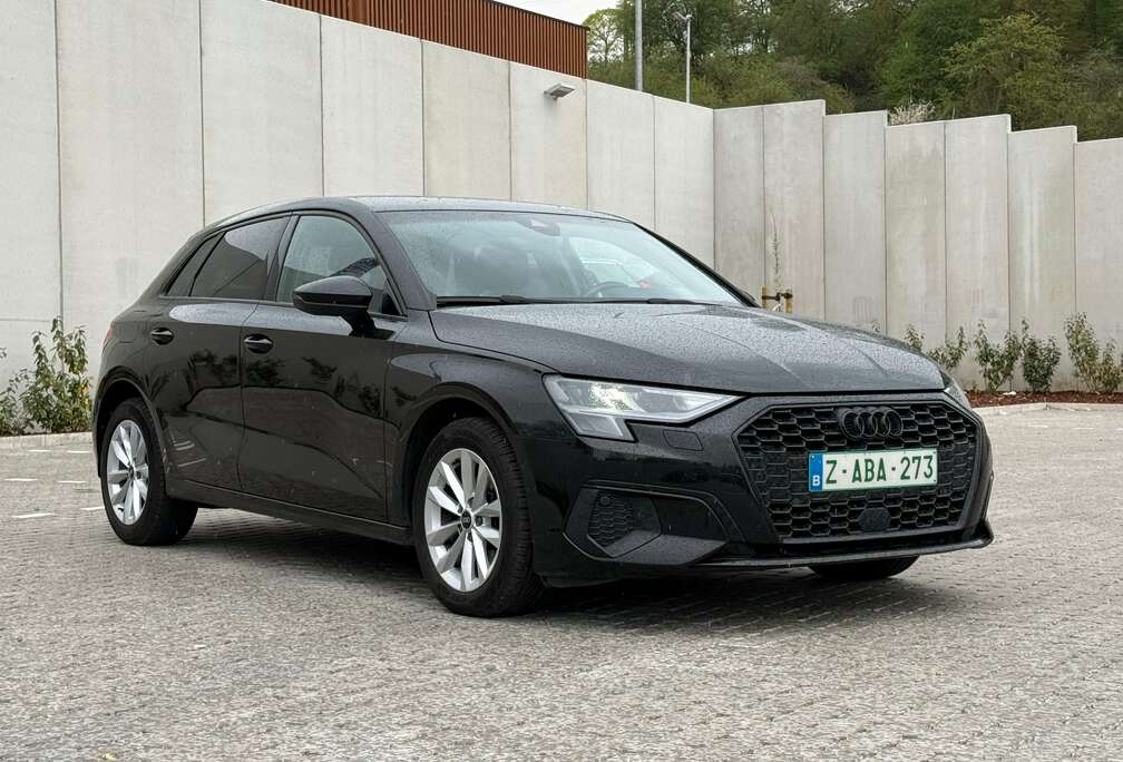 Audi A3 Sportback 30 TDi / Virtual Cockpit / Cuir / Car