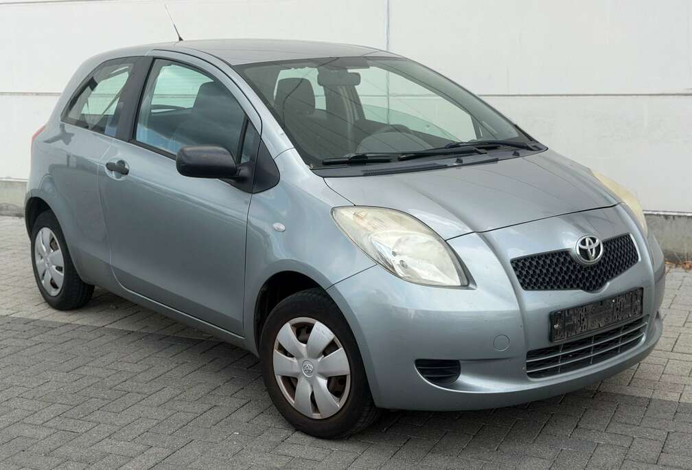 Toyota Yaris 1.0i VVT-i Natura