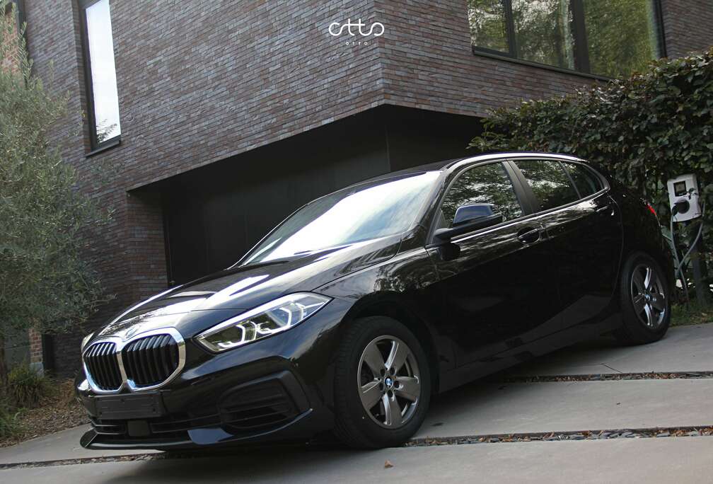 BMW iA LED/CarPlay/ZetelVerwarming/Parkeersensoren/CruiseControl