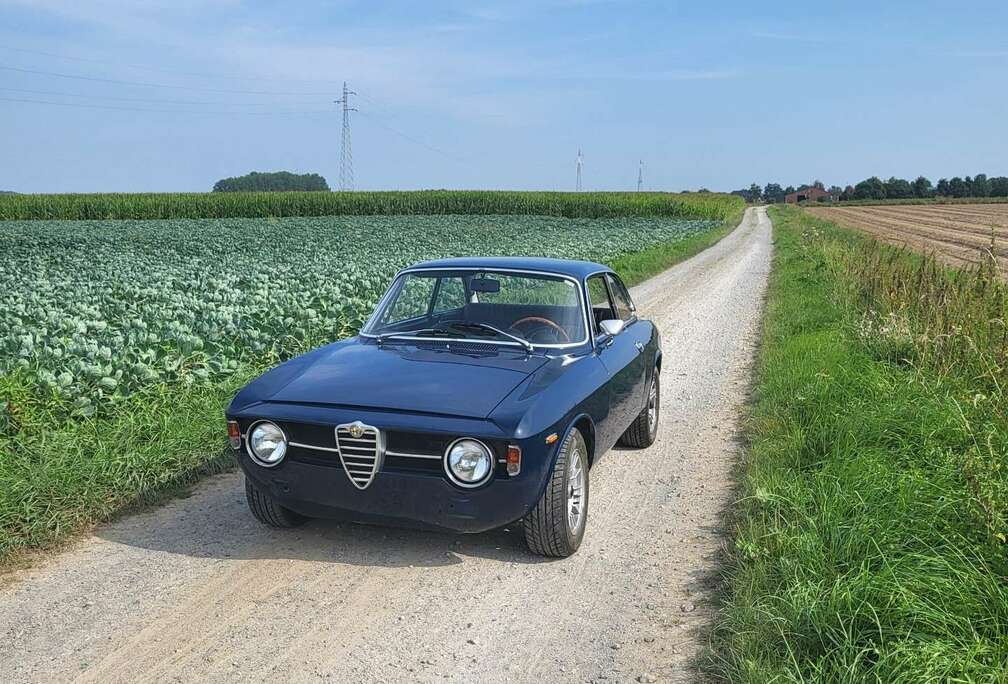 Alfa Romeo GT Junior 1300