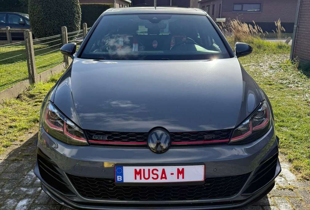 Volkswagen GTI TCR // FULL OPTION // 400pk+ //AKRAPOVIC