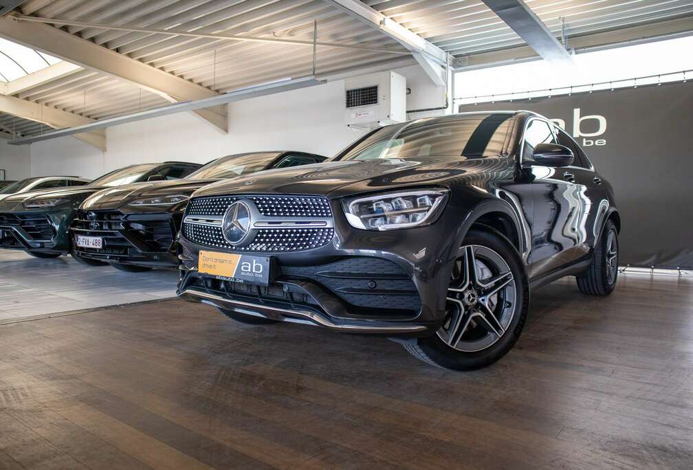 Mercedes-Benz AMG-LINE, COUPE, PANO, ZETELV., CAMERA, TREKHAAK, DODE HOEK