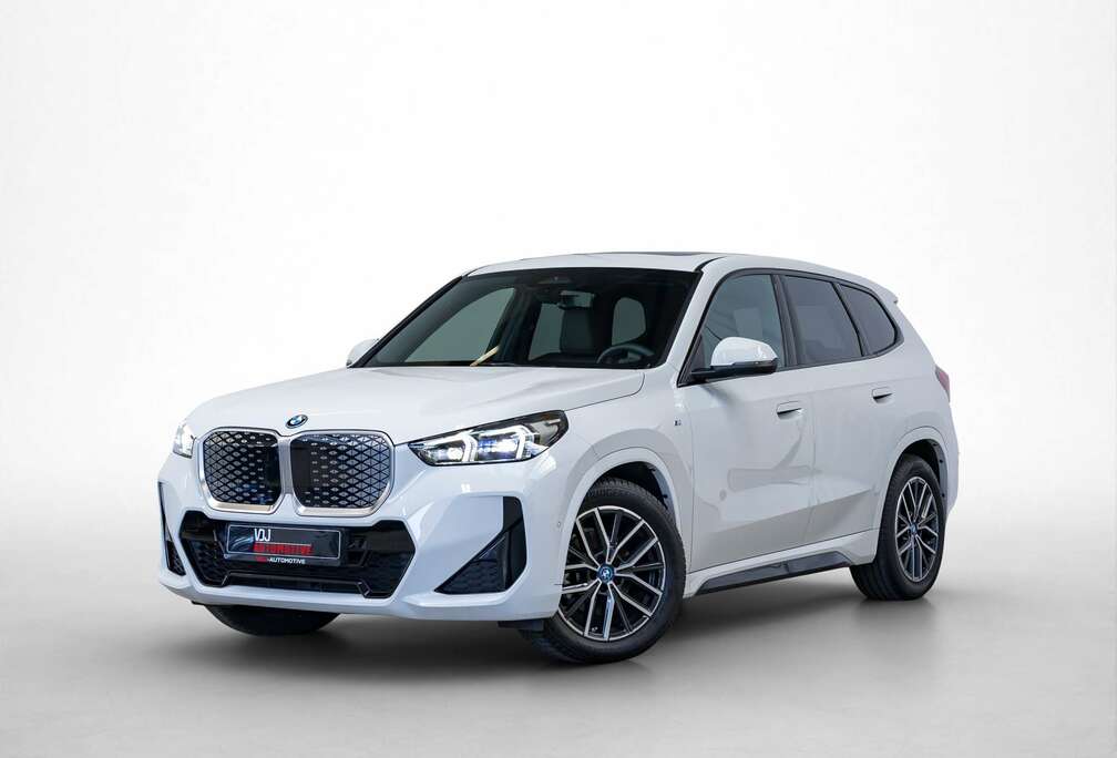 BMW iX1 eDrive20 M Sportpaket