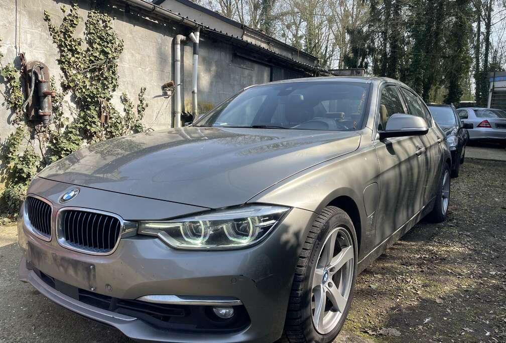 BMW 330eA Plug-In Hybrid